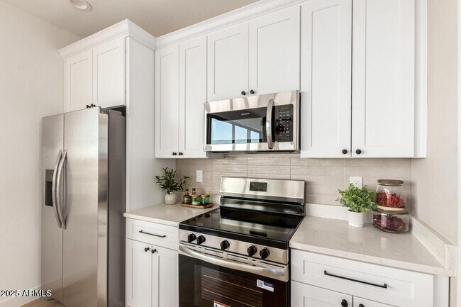 Building Photo - 1508 W Sherman St