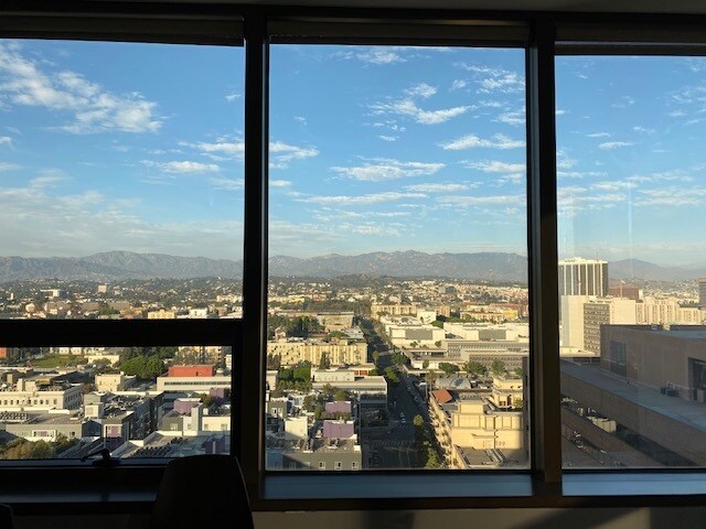 Building Photo - 1100 Wilshire Blvd