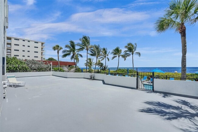 Building Photo - 1500 N Ocean Blvd