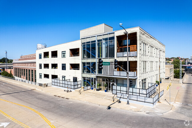 Primary Photo - Liberty Lofts