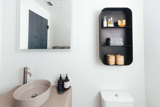 Building Photo - 1911 3rd Ave N