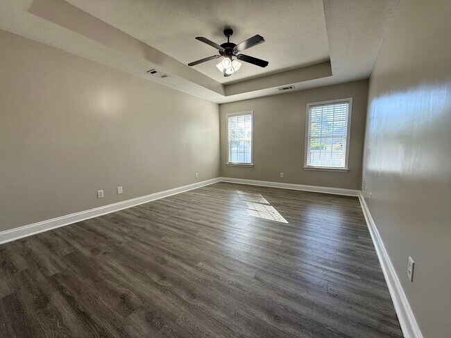 Building Photo - 1003 Moss Creek Cir