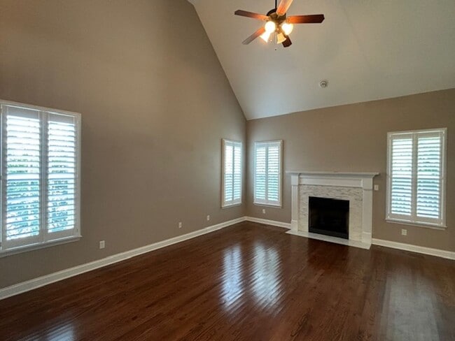 Building Photo - 1205 Sumter Landing Ln