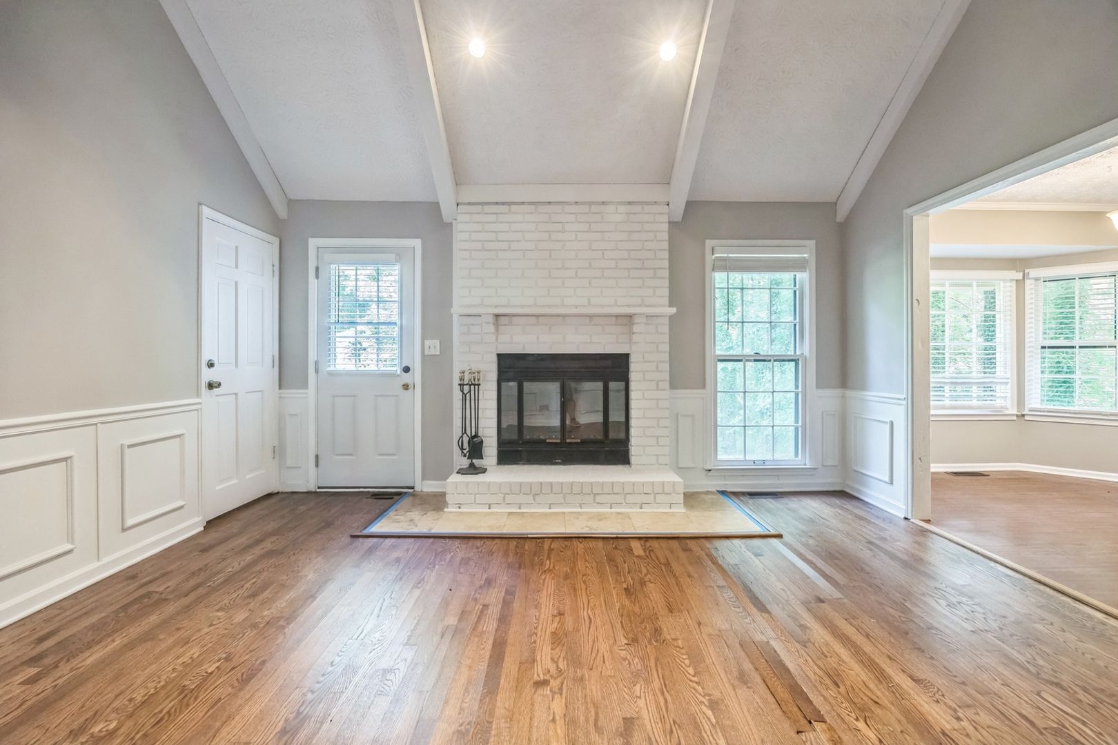 Building Photo - 240 Brandenburgh Cir