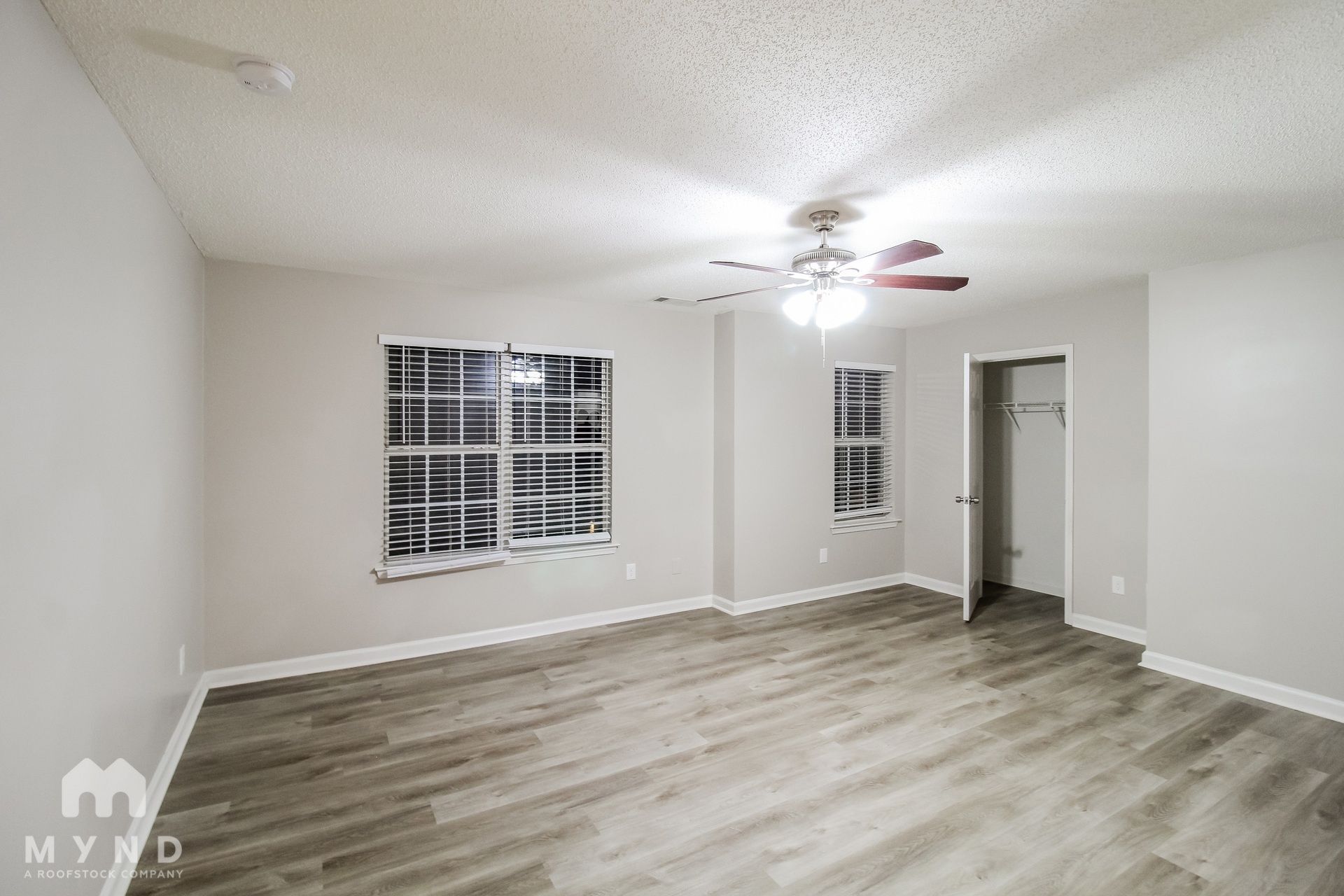Building Photo - 5838 Waggoner Ct