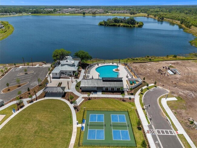 Building Photo - 5649 Fiona Ln