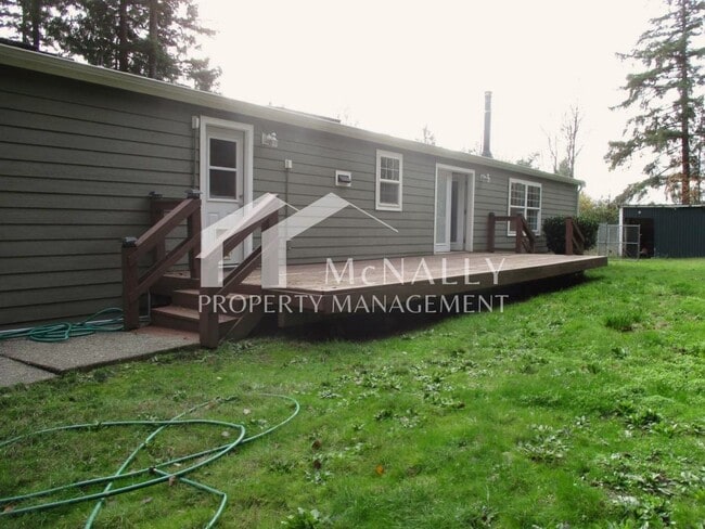 Building Photo - 3 Bedroom 2 Bath Home in Lakebay
