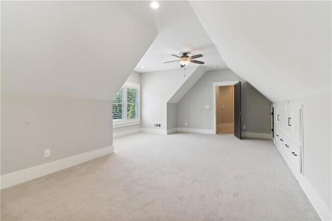 Building Photo - 211 Mount Vernon Hwy