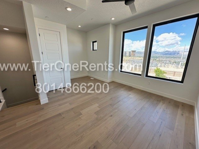 Building Photo - This property offers a NO DEPOSIT option a...