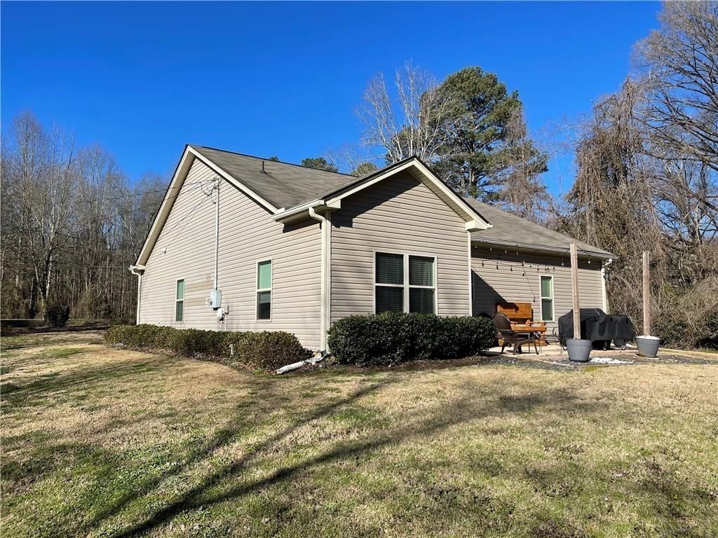Building Photo - 2660 Dr Bramblett Rd