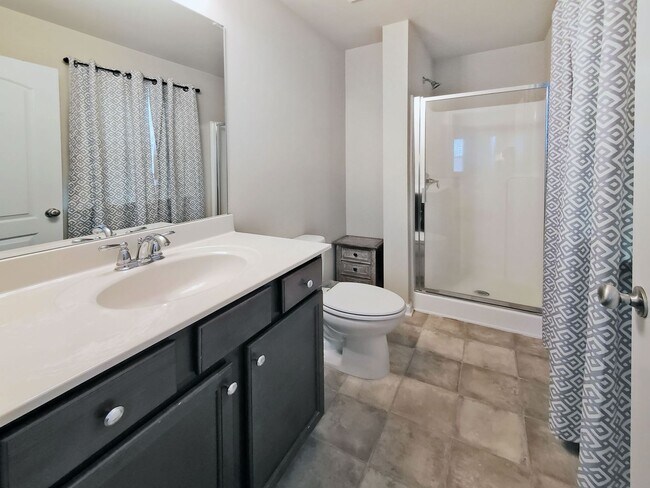 Building Photo - Prime Marietta Location – 3BR Home with Fenced Yard