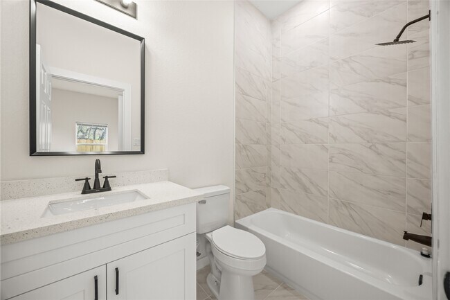 Building Photo - 9709 Pelsey St