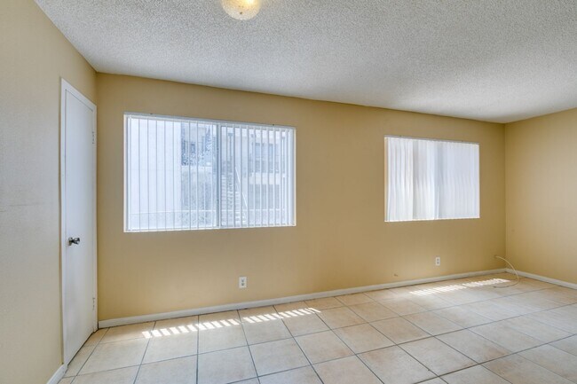 Building Photo - 3615 Kolendo Ct