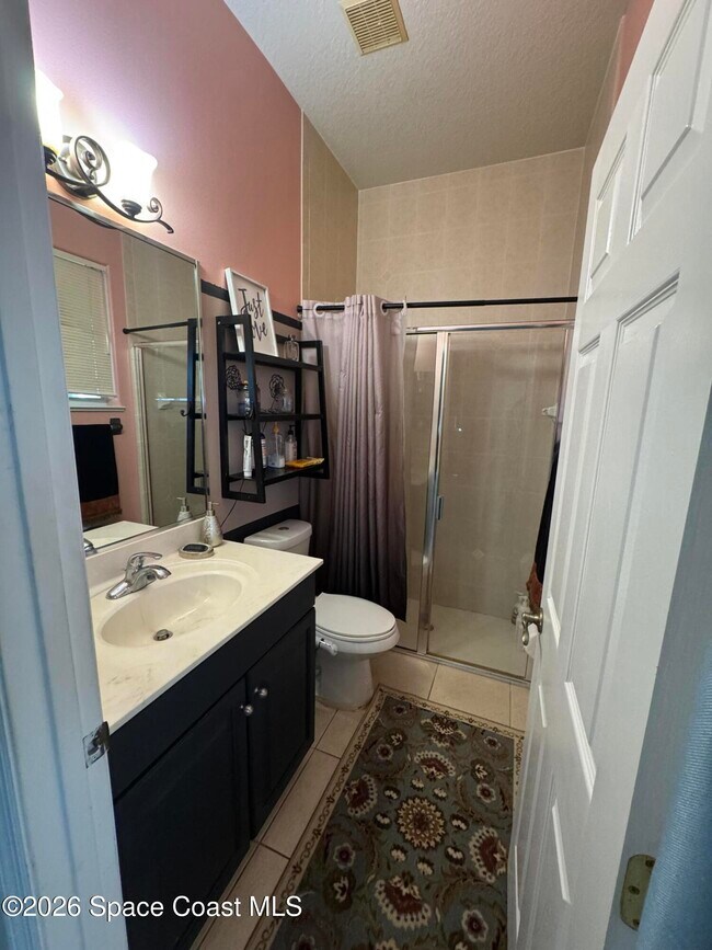Building Photo - 5900 Herons Landing Dr