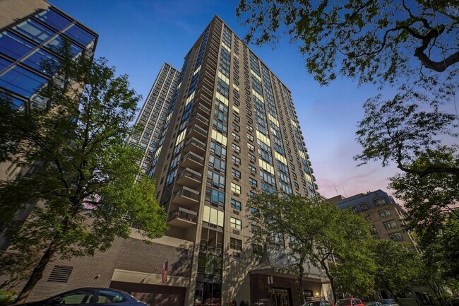 Building Photo - 1313 N Ritchie Ct