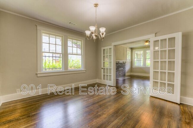 Building Photo - 498 Lundee St
