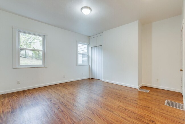 Building Photo - Available August 1st 2026 - Renovated 2+ Bedroom Home w/ Updates Throughout!