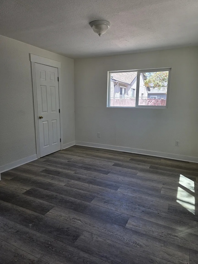 Building Photo - 3200 34th Ave