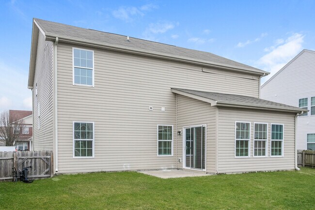 Building Photo - Preleased