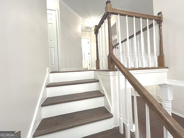 Building Photo - 305 Carriage Chase