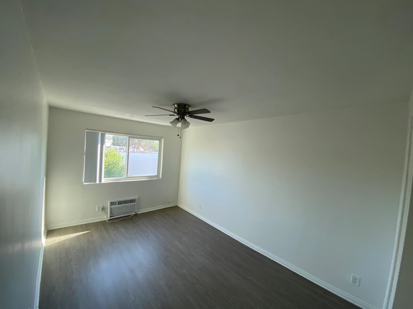 Building Photo - 5307 Sepulveda Blvd