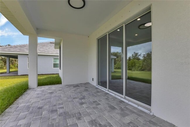 Building Photo - 13335 Holtville Ave