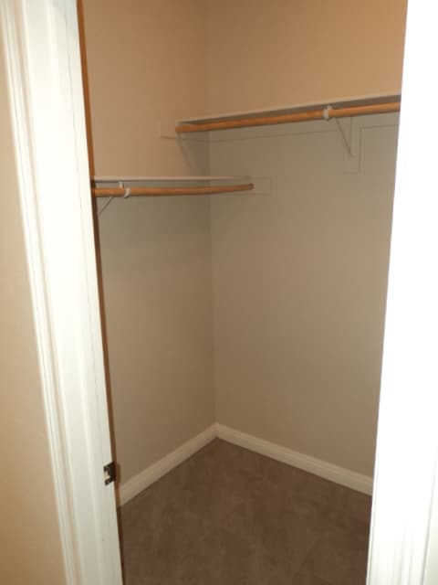 Building Photo - 269 Prestwick Ct