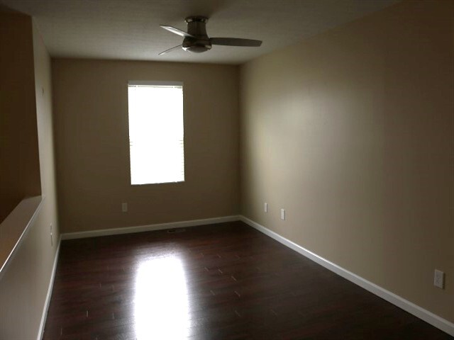 Building Photo - 9073 Bunker Hill Way
