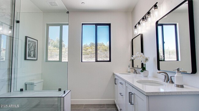 Building Photo - 16710 E Trevino Dr