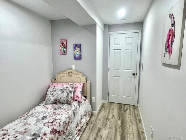 Building Photo - 126 W Main St