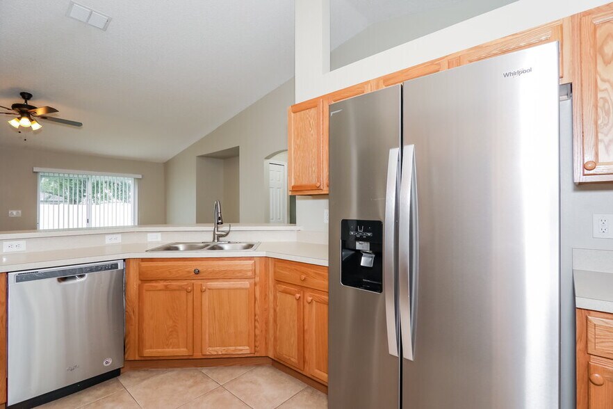 Building Photo - 505 Reddicks Cir