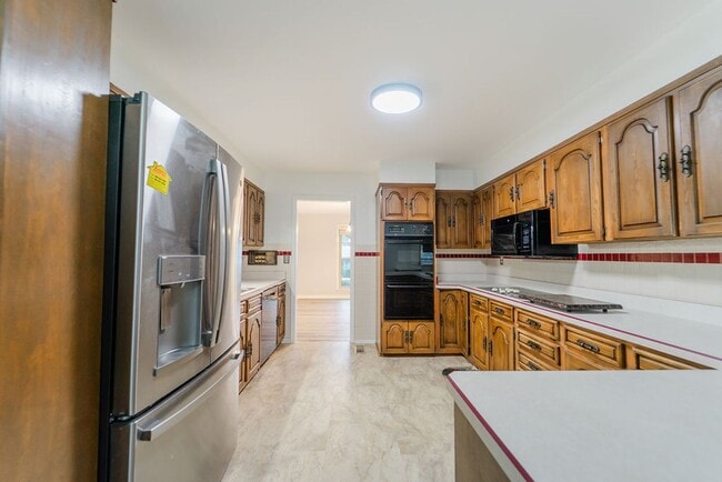 Building Photo - 6 Sonora Way