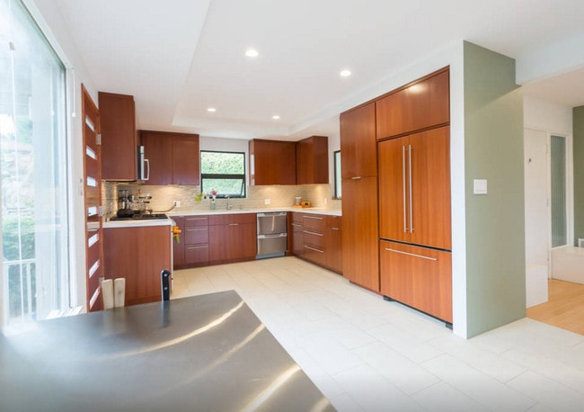 Spacious gourmet kitchen - 3277 Palmer Dr