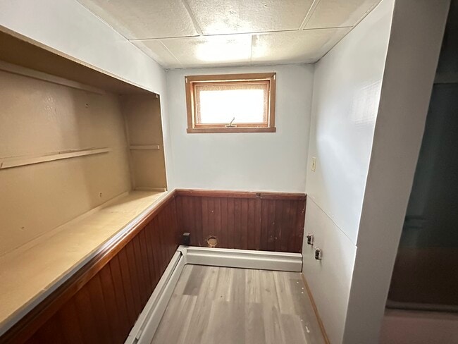 Building Photo - 820 Avery Ave