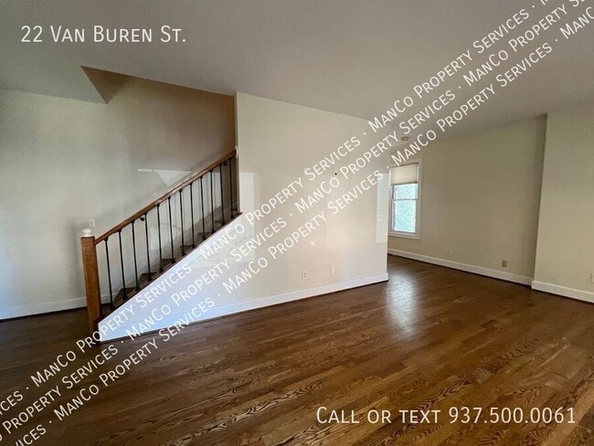 Building Photo - 22 Van Buren St