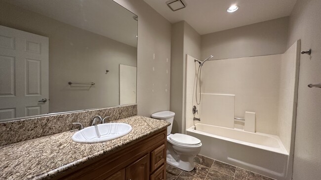 Building Photo - 9731 El Paseo Dr
