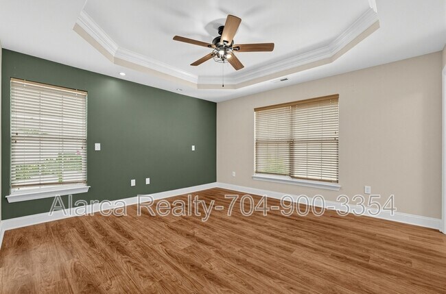 Building Photo - 12928 Windy Lea Ln