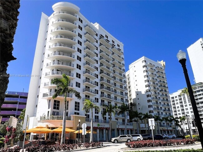 Building Photo - 1830 Radius Dr