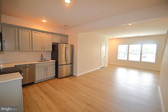 Building Photo - 20508 Milbridge Ter