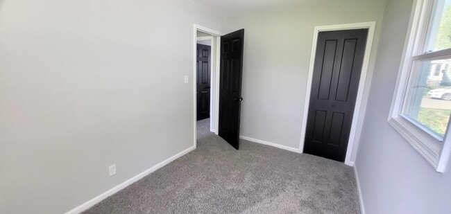 Building Photo - 4121 Monroe St