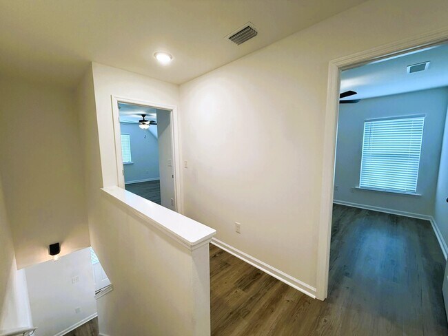 Building Photo - 3734 Meadow Vista Ln.