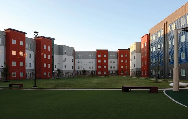 Building Photo - Libertad Austin