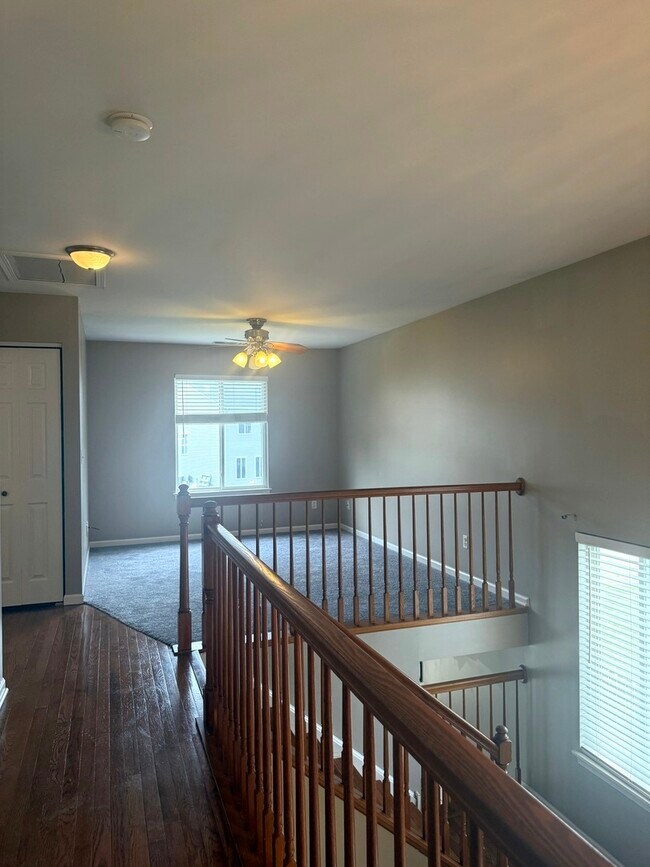 Building Photo - 21529 Franklin Cir