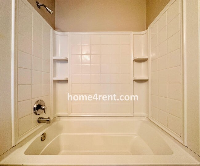 Building Photo - Wood Floors, Open Layout, Plenty of Natura...