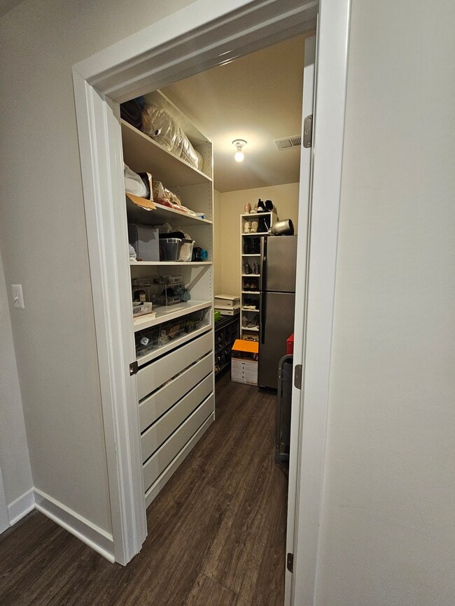 Building Photo - 16573 Fife Wy