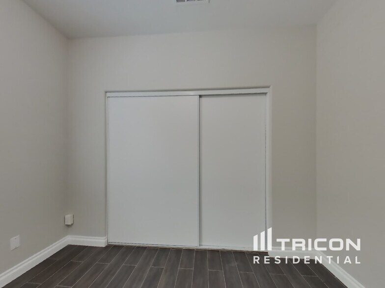 Building Photo - 11665 Minckler Cir