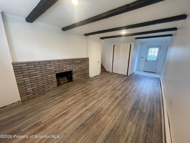 Building Photo - 708 Woodmere Ave