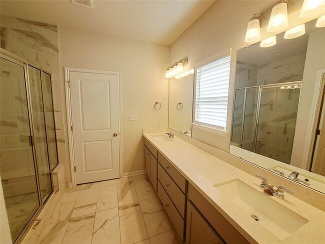 Building Photo - 309 Toddy Wy