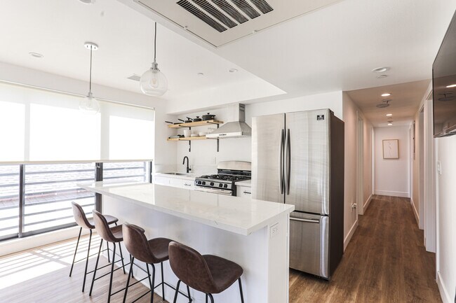 coliving space - 1603 W 35th St