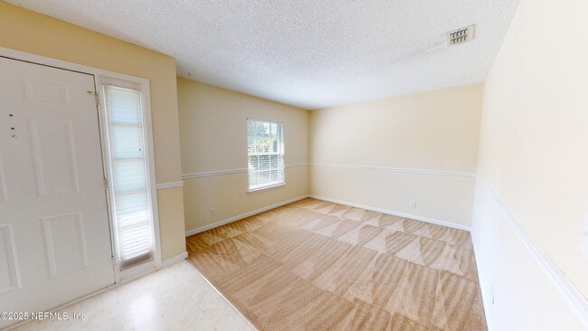 Building Photo - 1826 Blue Ridge Dr